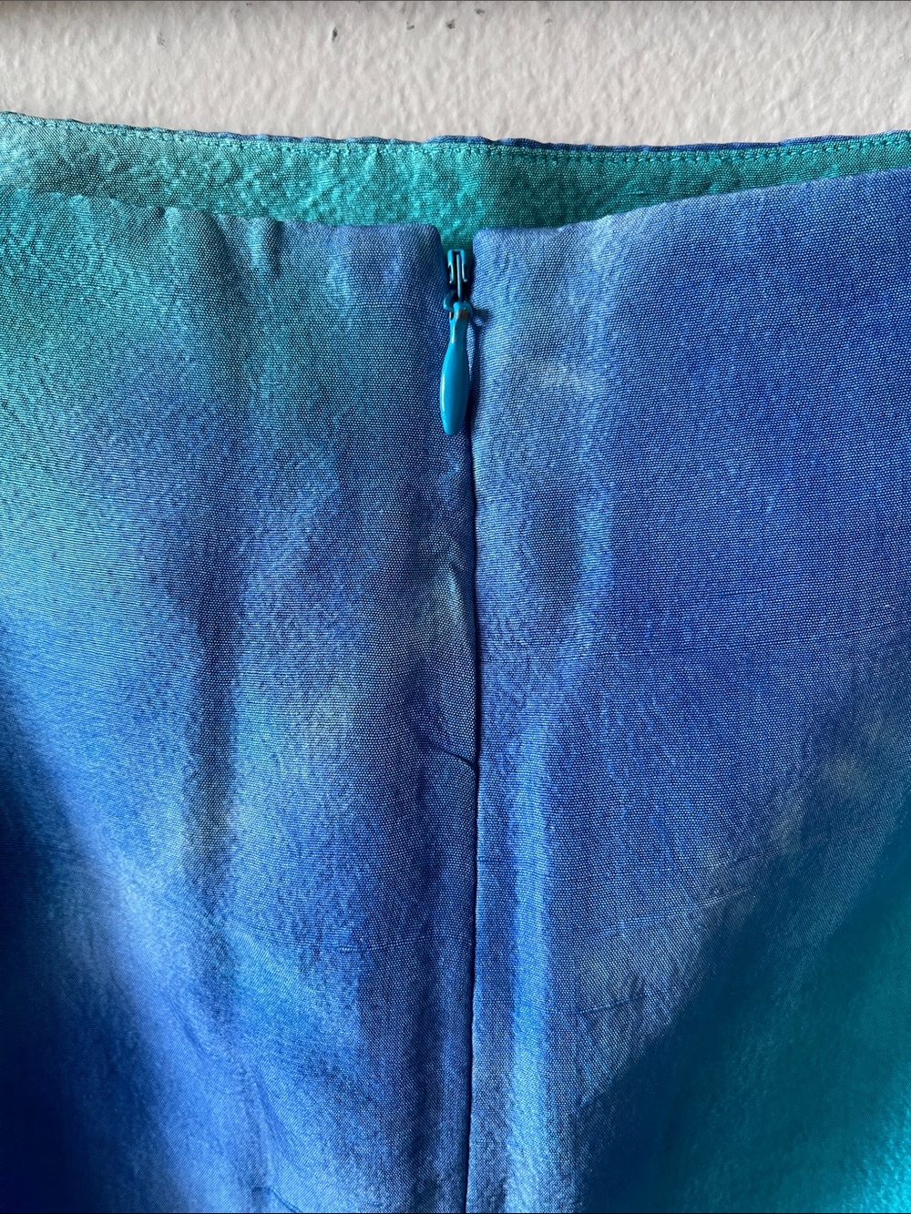 Ralph Lauren Y2K Blue and Teal Tie-Dye Silk lined Skirt - Picture 2 of 8